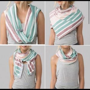 Lululemon vinyasa scarf triplet twin stripe